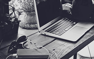 冲上热搜！37岁张继科被曝隐婚生子？女方竟是白百何老公前妻！