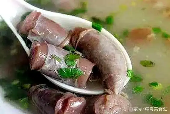 山东黑暗料理_青岛墨鱼饺子特点_网红寿司黑暗料理是什么,