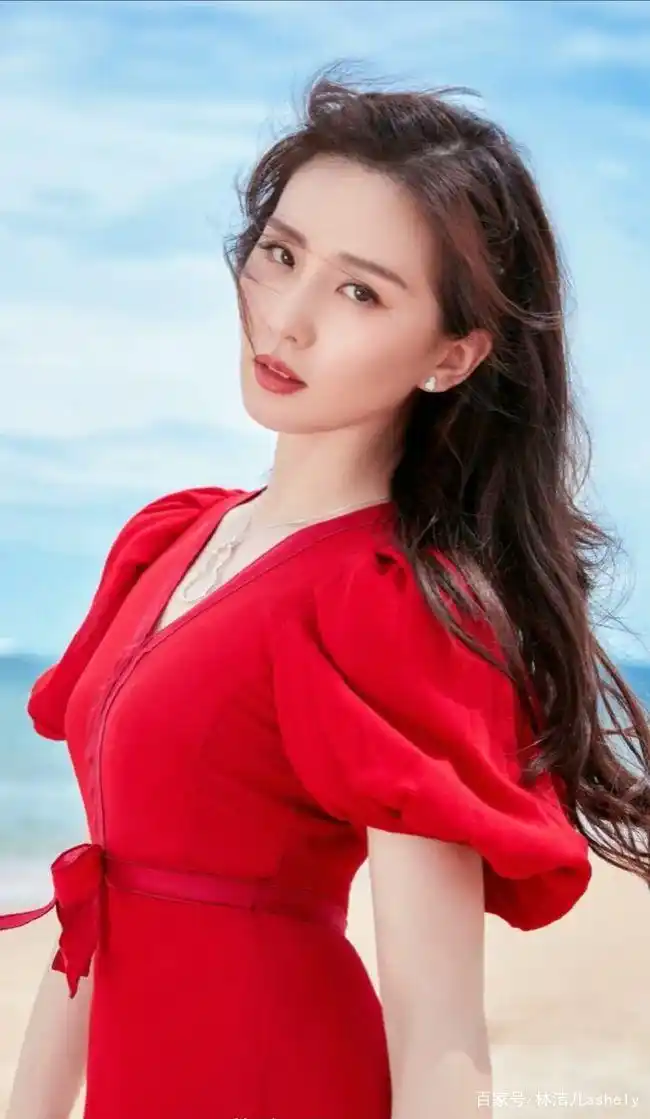 女明星的笑容_女明星笑容美_如何笑得更美