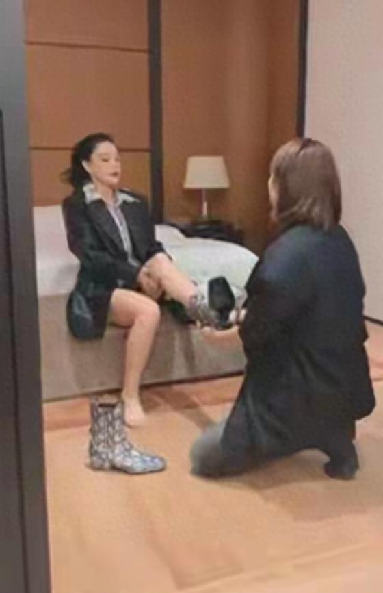 明星助理真实工作情况_豆瓣明星黑料小组是真的吗,_娱乐圈前助理爆料